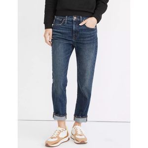 Madewell Tomboy Straight Jeans in Chaseley Wash